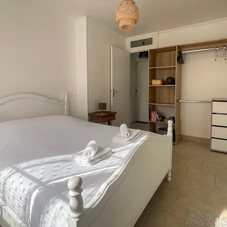 Les Vagues De Juno - Sur Apartment